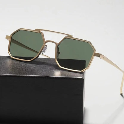 Classic Metal Punk Square Sunglasses Men Women Retro Double Bridges Fashion Woman Polygon Sunglasses Trendy Vintage Shades UV400