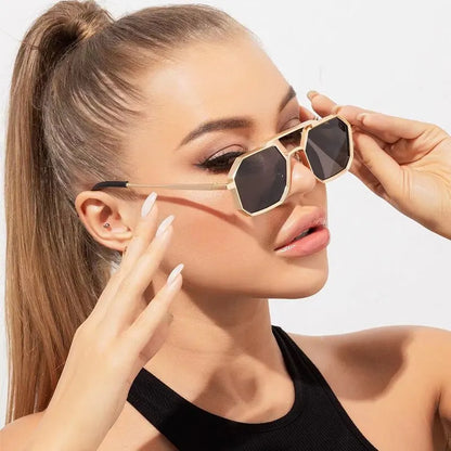 Classic Metal Punk Square Sunglasses Men Women Retro Double Bridges Fashion Woman Polygon Sunglasses Trendy Vintage Shades UV400